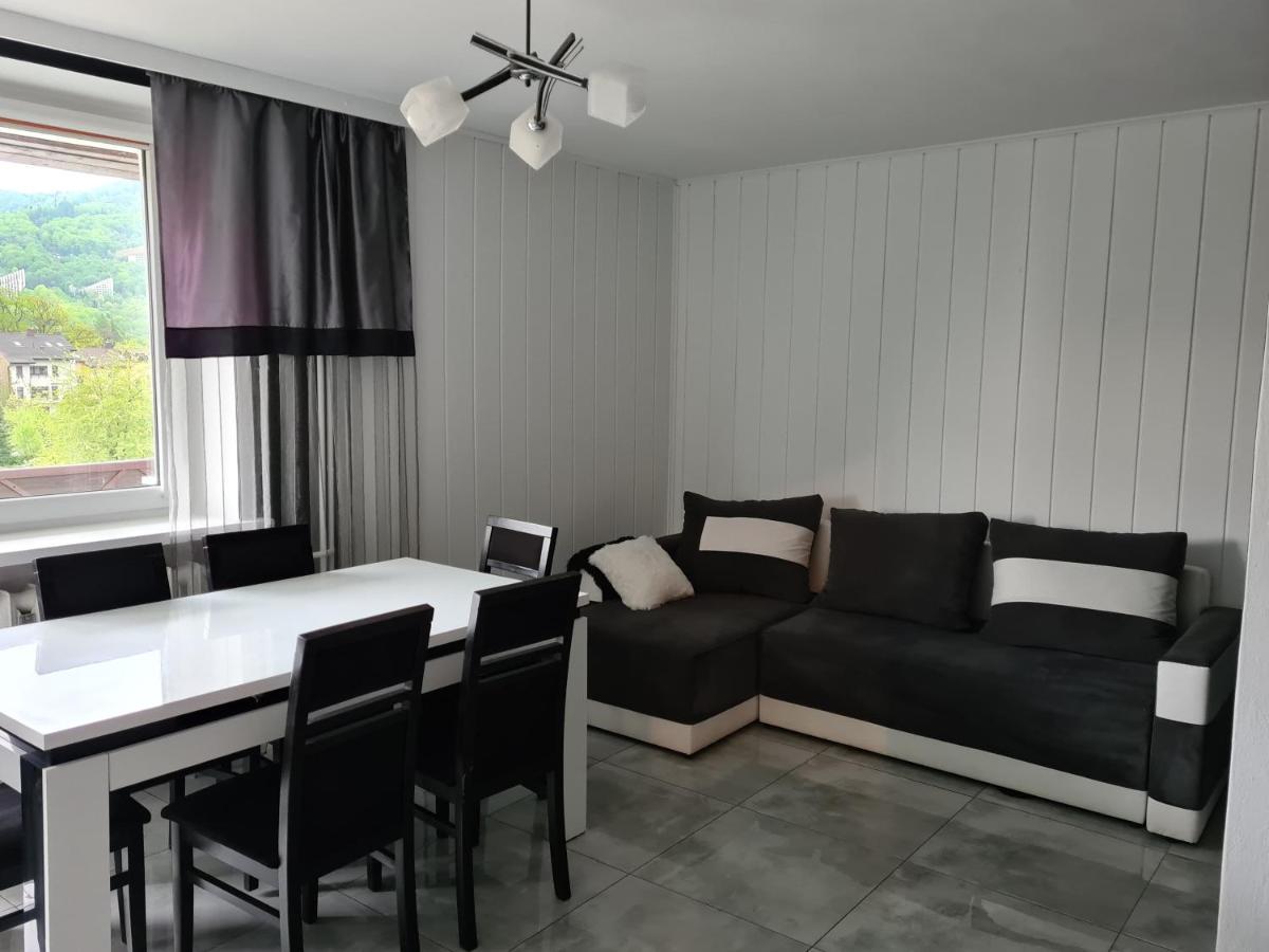 Apartament Osiedle Centrum 5 ウストロン エクステリア 写真