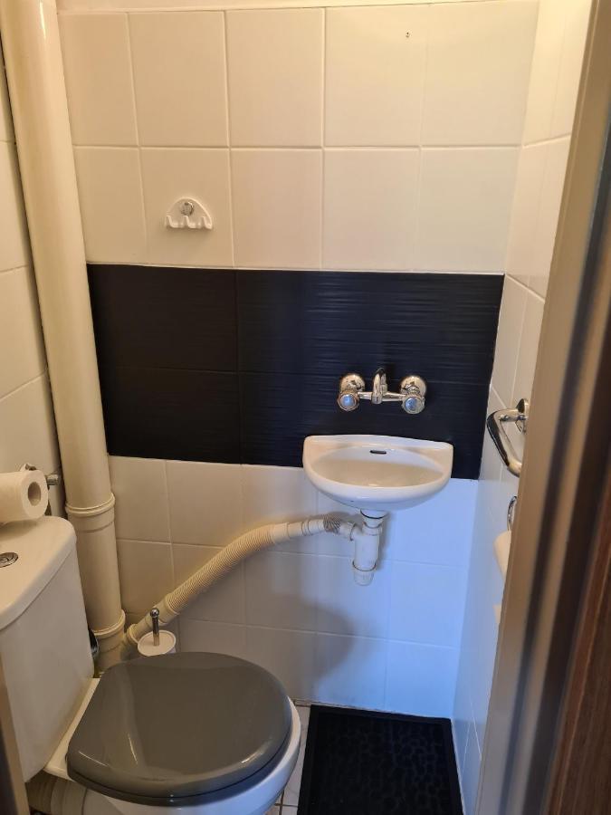 Apartament Osiedle Centrum 5 ウストロン エクステリア 写真