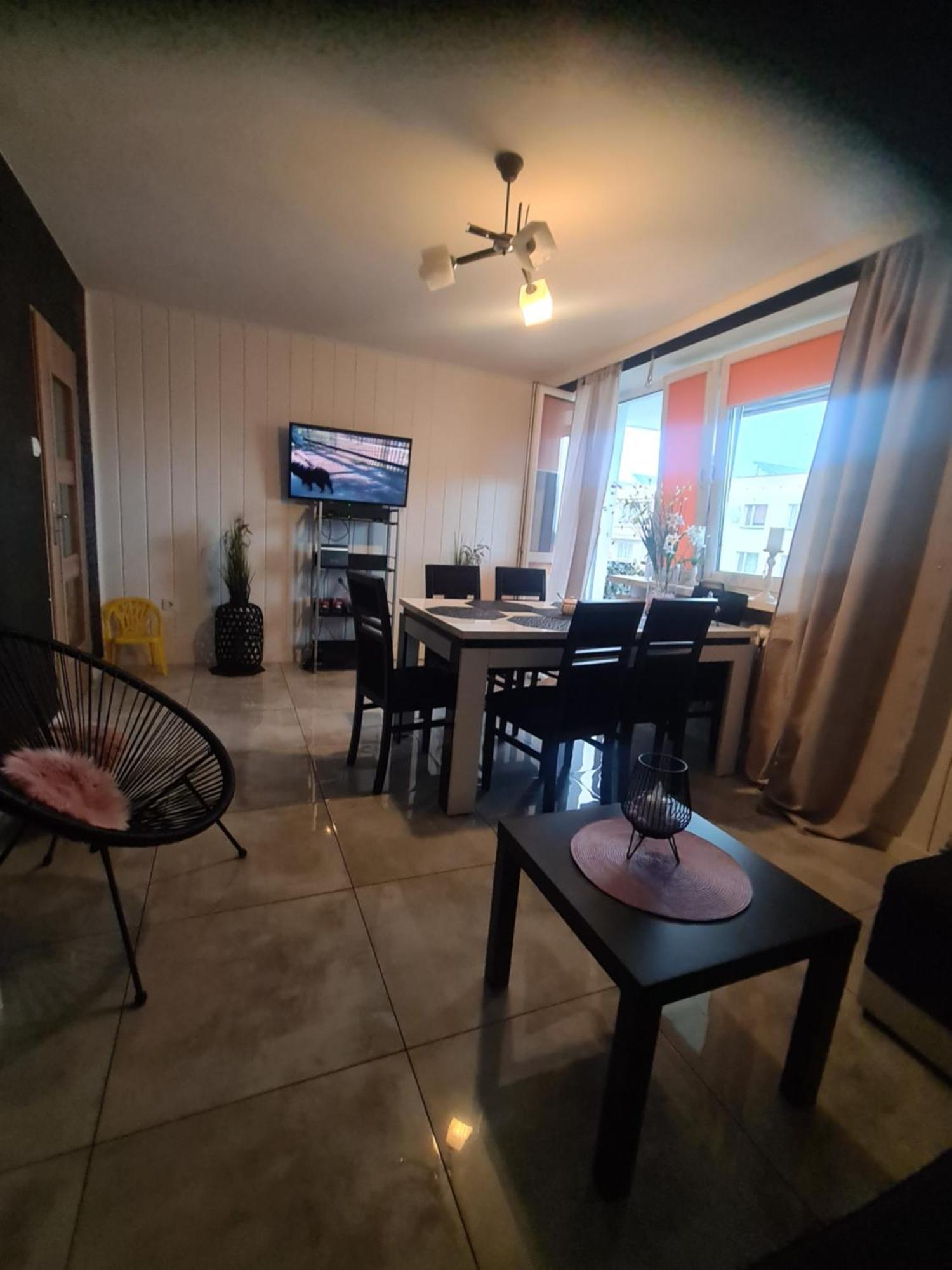 Apartament Osiedle Centrum 5 ウストロン エクステリア 写真