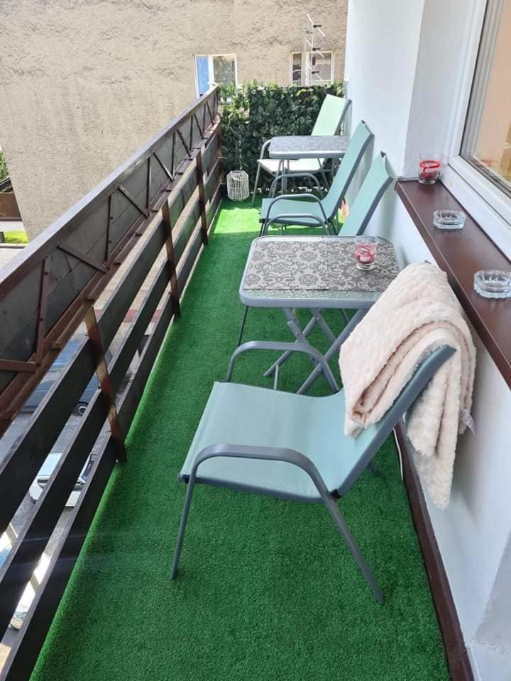 Apartament Osiedle Centrum 5 ウストロン エクステリア 写真